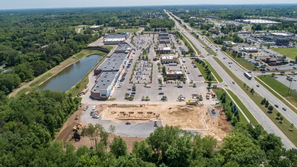 Arial View of Knapp's Crossing Barnes & Noble under construction